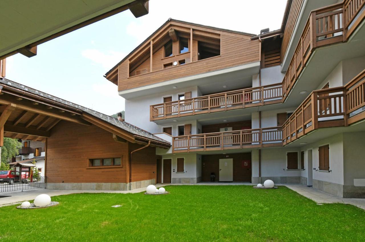 Ai Suma Residence Бормио Экстерьер фото